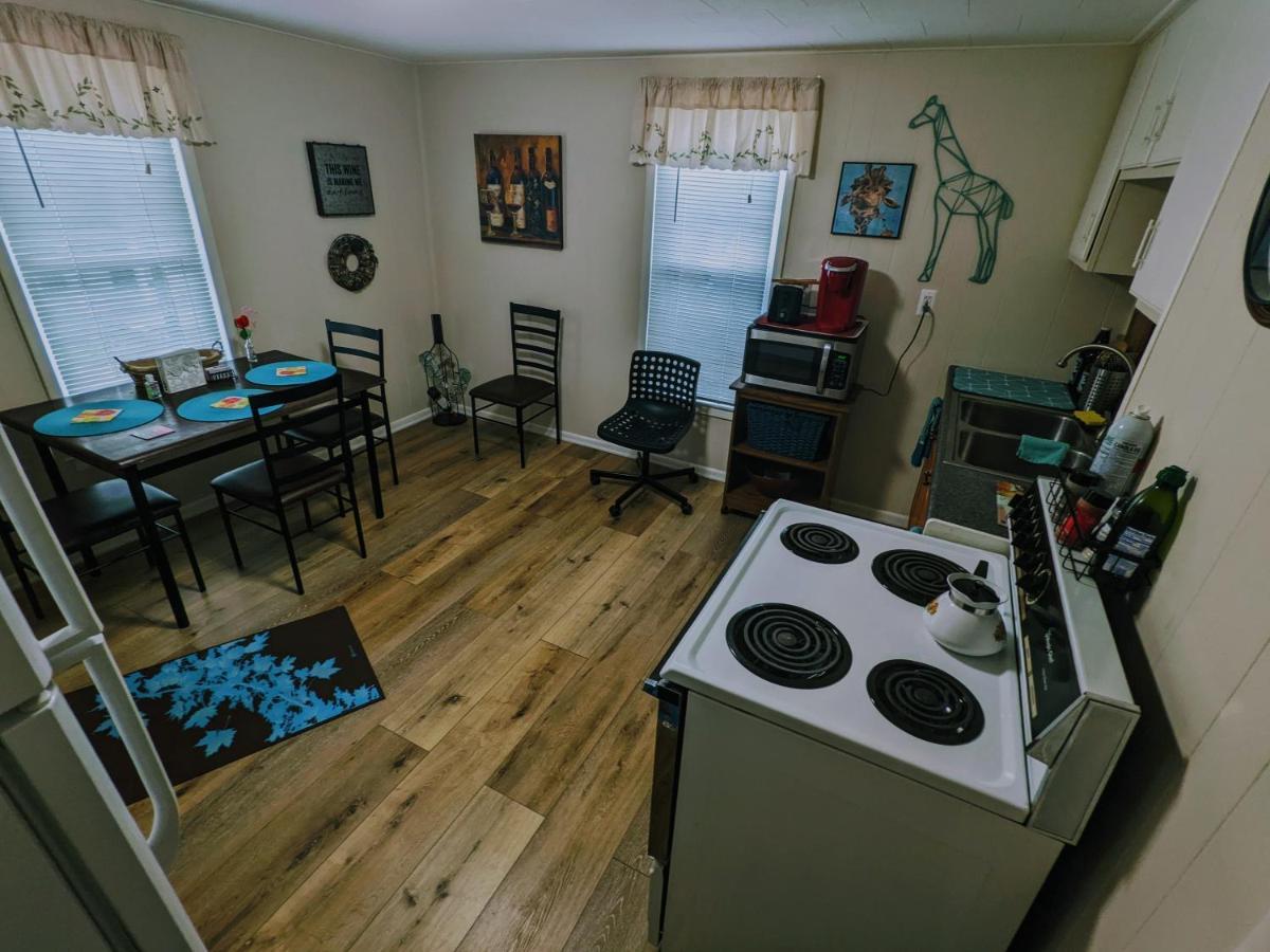 The Estate Loft In Downtown Milford Apartman Kültér fotó